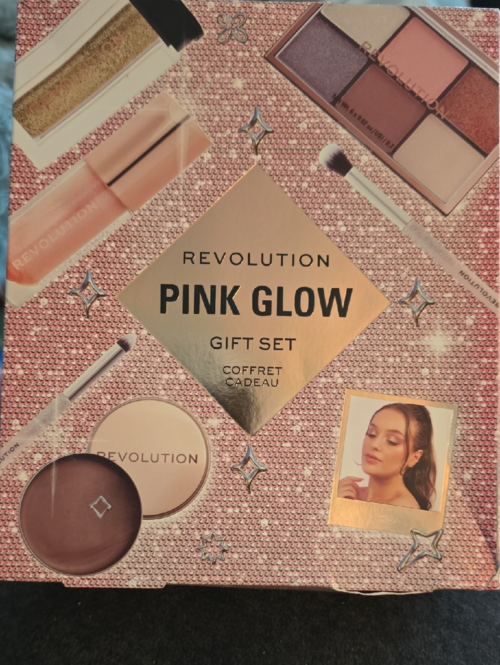 Revolution Pink Glow Eyeshadow & Face Set - Pink, Rose, Champagne - Picture 1 of 7